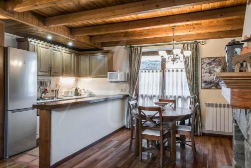 Casa Marimanha by SeaMount Rentals gîte à louer Salardú