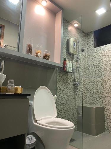Bathroom, Rest House in Serangoon