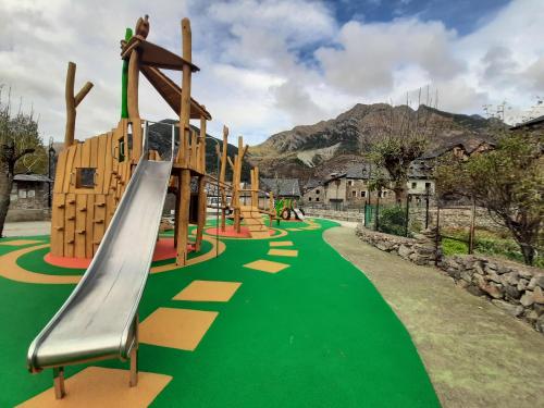  Bonic i acollidor Triplex amb vistes in Bohí