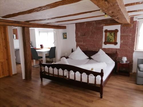 Gastehaus Zum Salztrippler 5.6km von Haunerweg entfernt