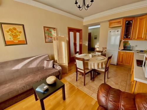 Suite with Kremlin view Tverskaya - image 11