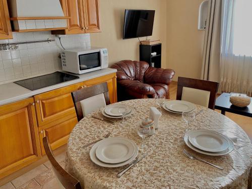 Suite with Kremlin view Tverskaya - image 3