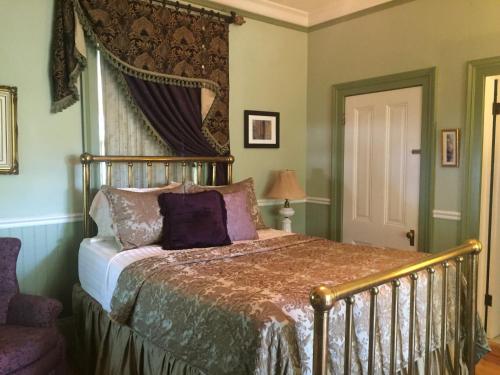 Queen Room with Private Bathroom - Disability Access #4