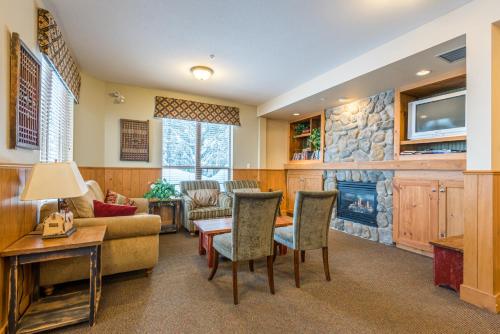 Wee Ski Chalet