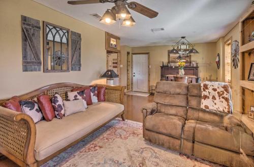 Quaint Texas Home Less Than 2 Mi to Lake Georgetown! in Georgetown, USA