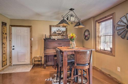 Quaint Texas Home Less Than 2 Mi to Lake Georgetown! in Georgetown, USA