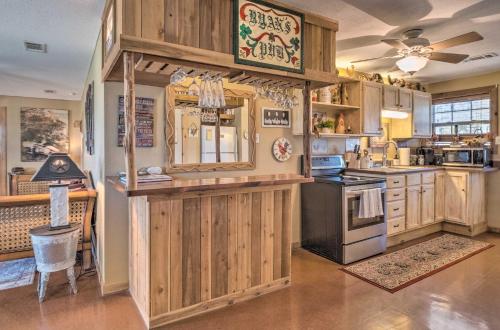 Quaint Texas Home Less Than 2 Mi to Lake Georgetown! in Georgetown, USA