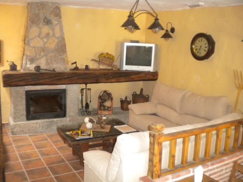 Hostal Rural Las Cuatro Calles - image 3