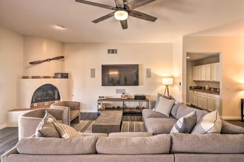 Luxurious Lake Havasu Retreat with Pool and Yard! - image 5