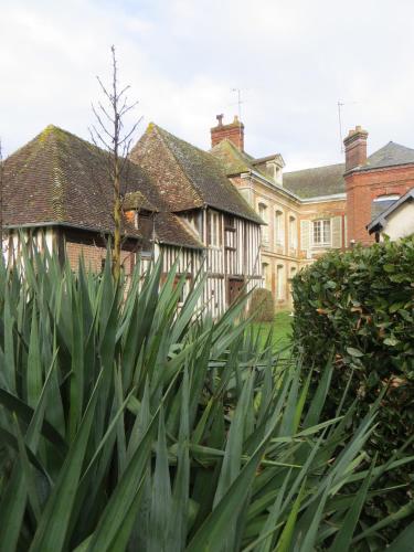 LIVAROT Jolie maison 3* Indépendante gîte à louer Forêt de Livarot