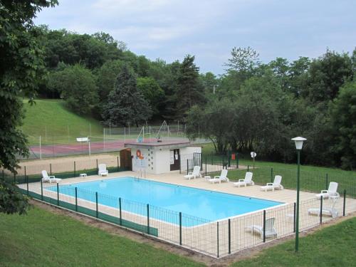 VVF Villages « Les Volcans d'Auvergne » Parent