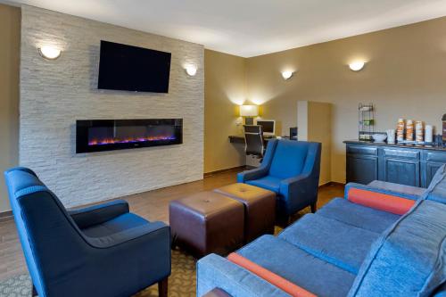 Comfort Inn Hobart-Merrillville I-65 - 로비