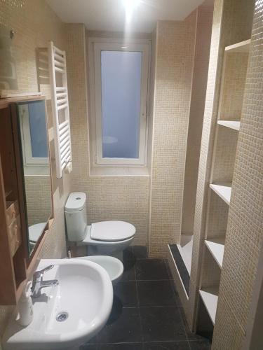 Bilbao Cozy Apartment with free Wifi, Bilbao (photo 10)