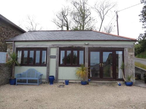 Bostreath-Idyllic converted Cornish Cart Shed Country Views gîte à louer Probus