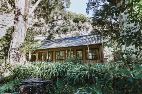 puutarha, River Valley Lodge in Taihape