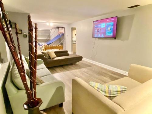 Spacious 3 BR 2 BA near Miami, Ft Lauderdale beach