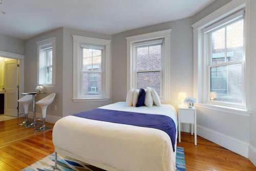 A Stylish Stay w/ a Queen Bed, Heated Floors.. #22 thumb 3