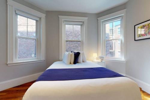 A Stylish Stay w/ a Queen Bed, Heated Floors.. #12