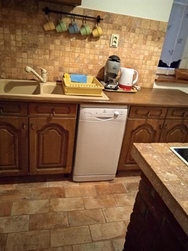 virtuve, Veranda Vendégház (Veranda Vendeghaz) in Verocemarosa