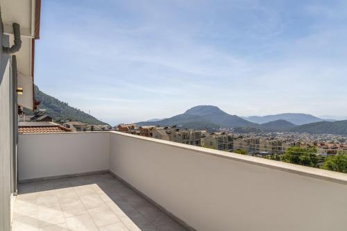 Villa Kamelya, ısıtmalı kapalı havuz ve saunalı tatil villanız