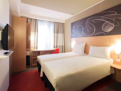 Ibis Yerevan Center