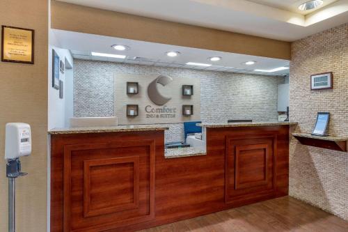 Comfort Inn & Suites Dayton - image 14