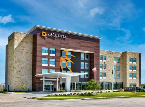 La Quinta Inn & Suites by Wyndham Terrell - Hotel