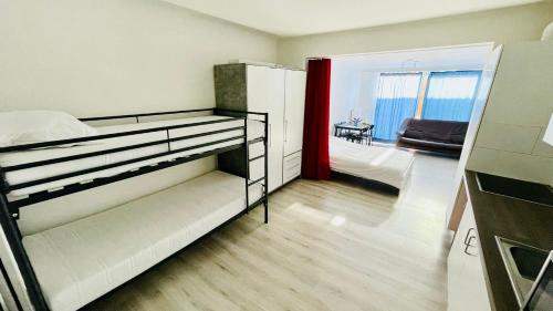 Luna Apartments
