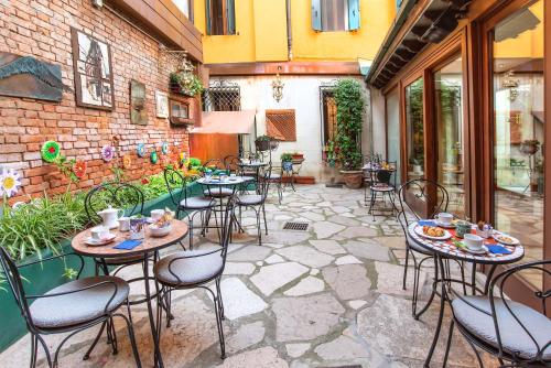 Hotel La Fenice et Des Artistes, Venice (photo 9)