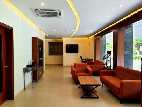 Emperor-Hotel Rachana Continental Pvt Ltd