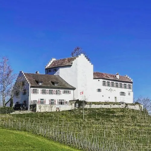 Hotel & Restaurant Schloss Schwandegg in Oberstammheim, Schweiz