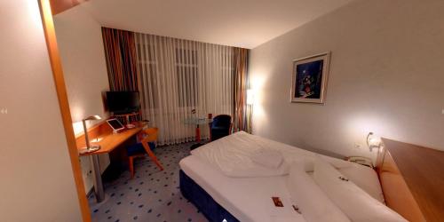 1 queen bed