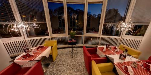 Business-Hotel Artes - image 10