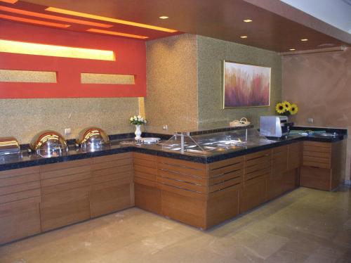 JOHN & GEORGE - image 6