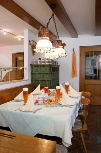 餐廳, Landhotel Restaurant Huberhof Allershausen in 阿勒斯豪森