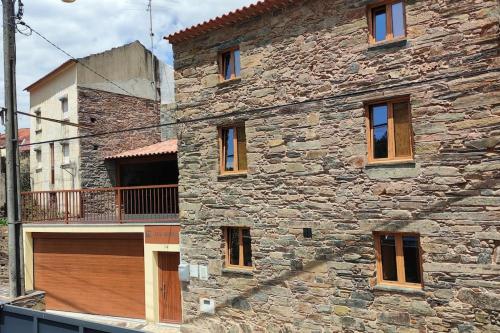 Casa Resineiro com Garagem, Terraço e Pq Almoço