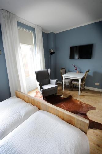 Зручності, Oekepoek Down Town in Енсхеде