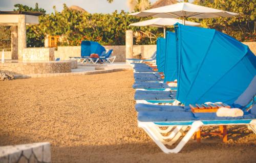 327471905 Ocean Cliff Hotel Negril Limited - Adults Only
