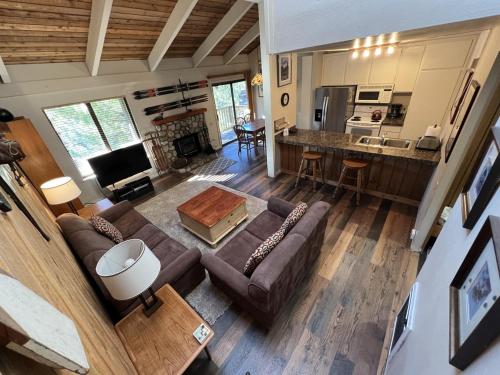 150 Standard Condo - image 6