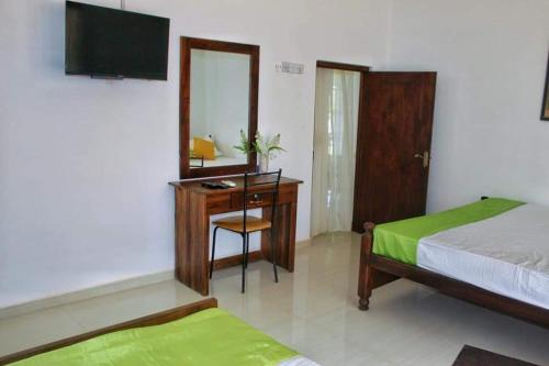 CASTILE INN