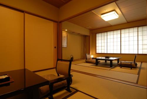 Japanese-Style Deluxe Room