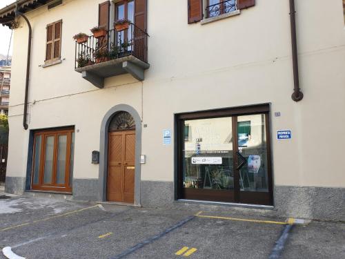 La Casa Sul Sasso In town serviced accommodations - Accommodation - Dervio