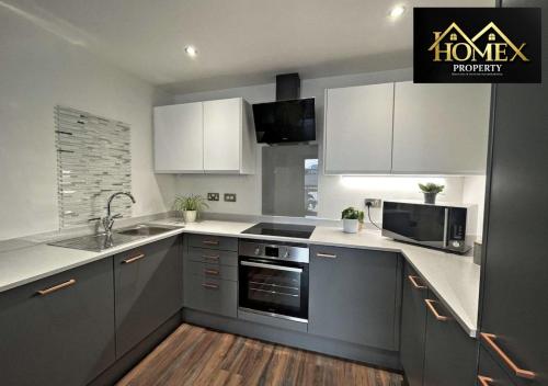 Picture of Great Central Luxury Two Bedroom Apartment By Homex Property Serviced Accommodation Sheffield