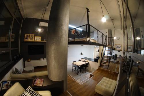 View Skyscraper Bata - loft XL View Skyscraper Bata - loft XL