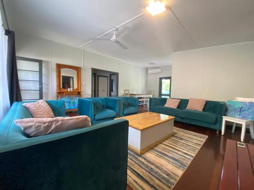 Modern Quiet 3-bedroom Holiday Home, Nelly Bay