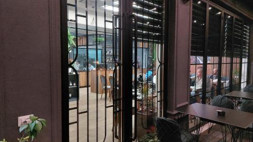 餐廳, Bujtina Xhabakja in 盧什涅
