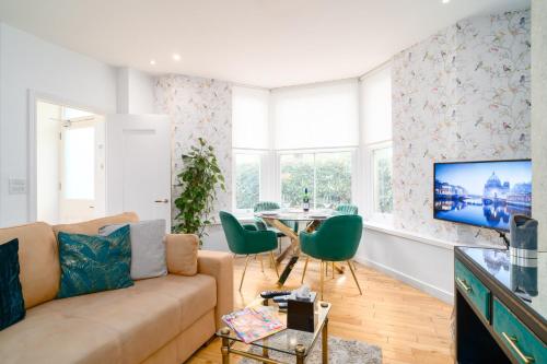 Picture of Airserviced Oakfield Apartments
