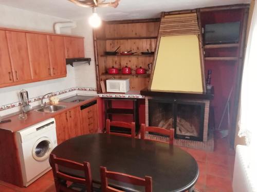 مطبخ, Fuente Del Gamellon in Beteta