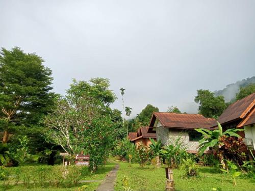 Khao Sok River & Jungle Resort - 숙소 외관