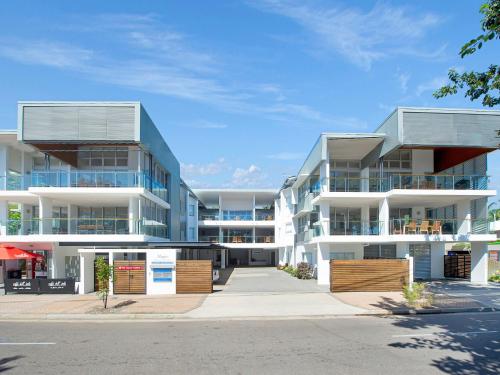 Maggies Beachfront Apt. 13